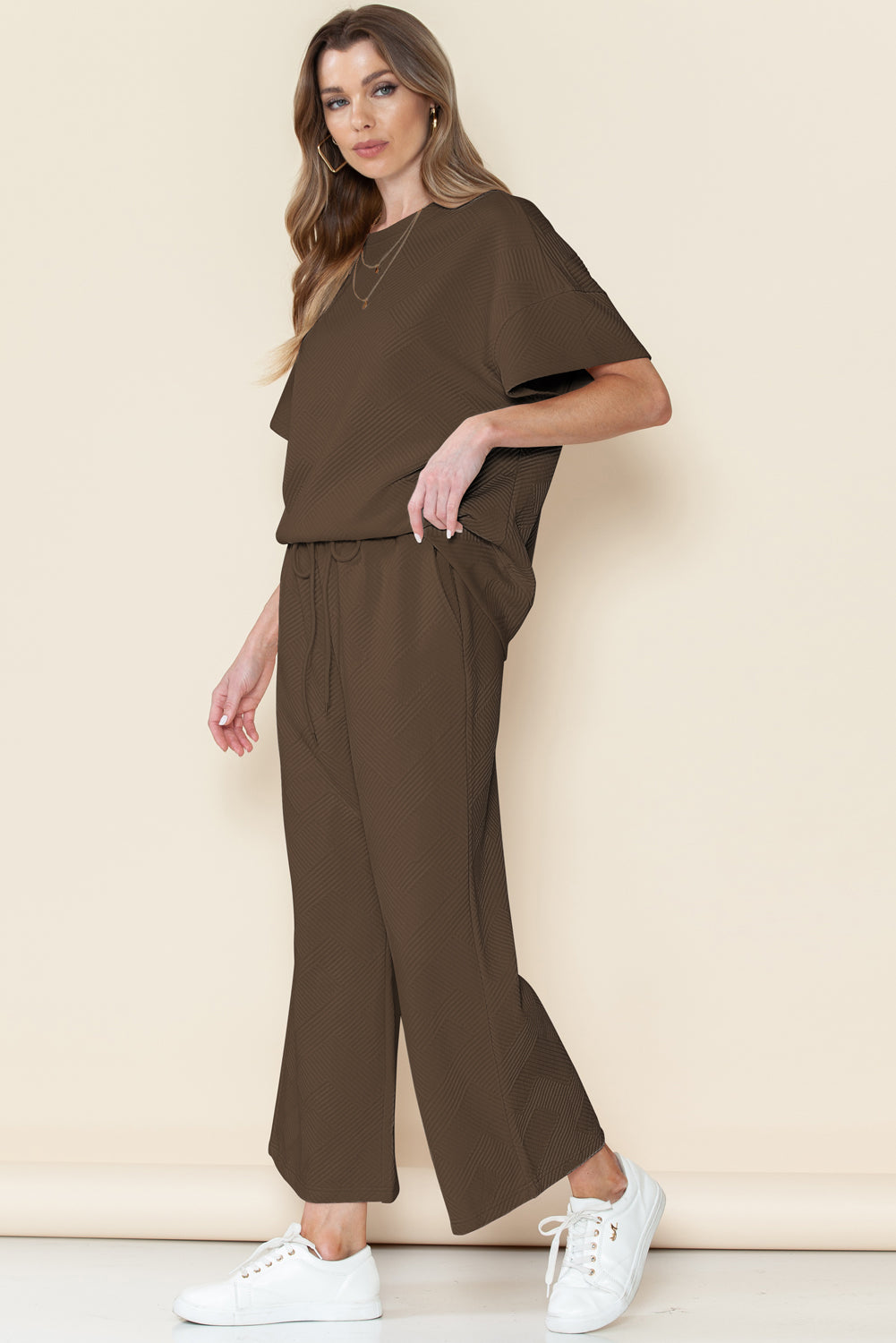 Textured Loose Fit T Shirt & Drawstring Pants Set (Online only)