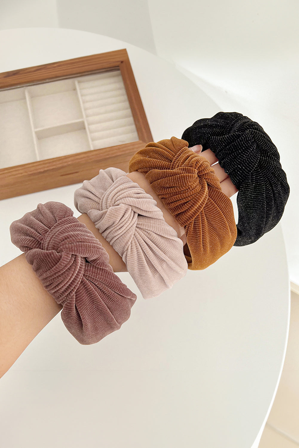 Knotted Ribbed Headband (online only)