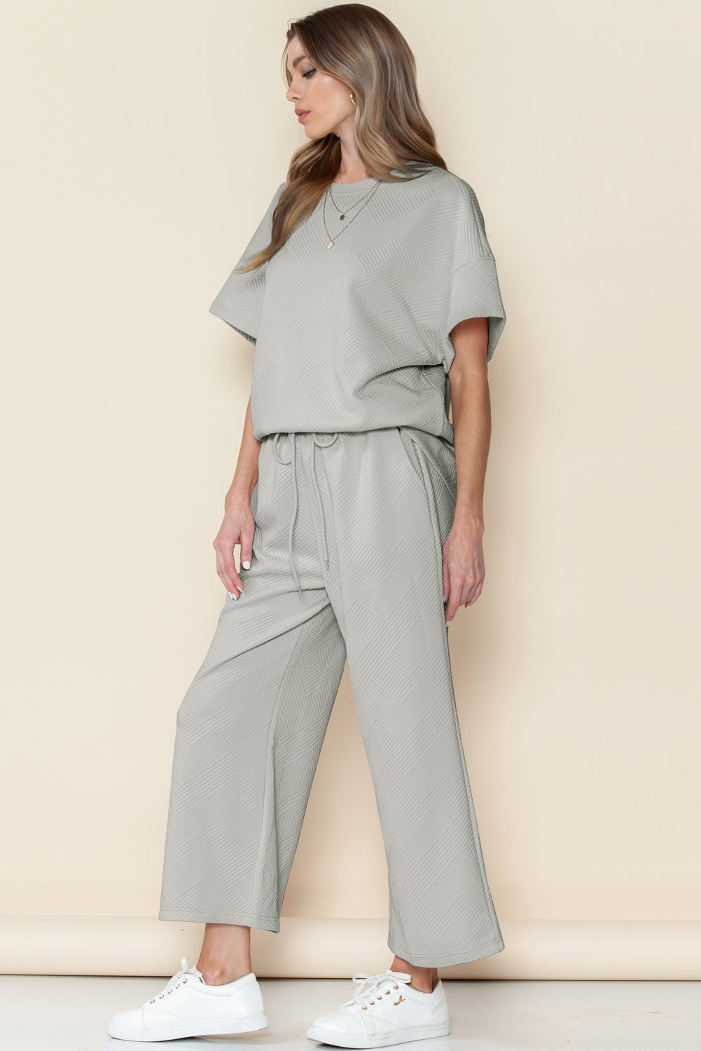 Textured Loose Fit T Shirt & Drawstring Pants Set (Online only)