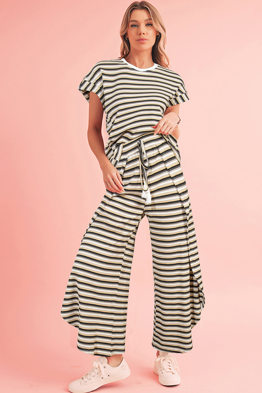 Tee and Tassel Drawstring Wide Leg Pants Set (online only)